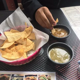 Chips & Salsa