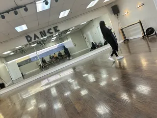 Yemaya Salsa Dance Company