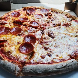 Small half pepperoni/cheese