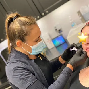 Lisa injecting Juvederm
