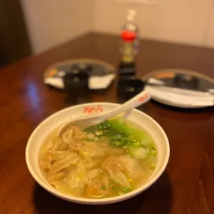 Wonton noodles