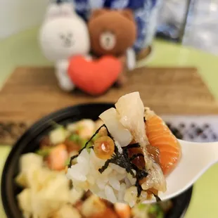 A scoop of Bara Chirashi Don