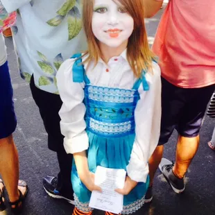 My favorite French mime of the day - "Oui!"