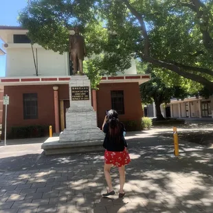 7/31/2020:  Sacramento Chinatown is NOT Chinatown like CONUS and International Chinatowns I have visited somewhere around the Planet!