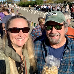 Hardly noticed the wait to get in with distractions like still-warm kettle corn and beautiful weather!