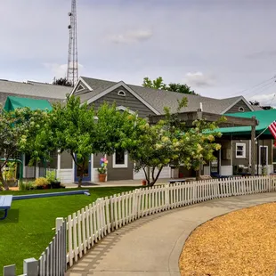 Sacramento Montessori School has a clean, manicured outdoor play area for children.