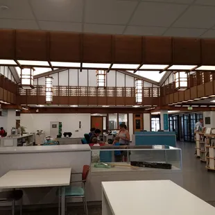 Looking toward the front desk.