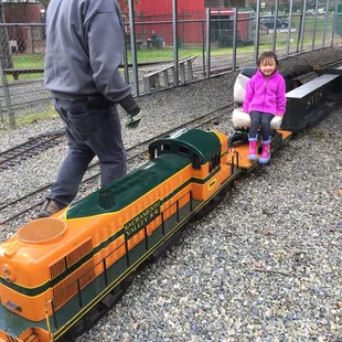 #Yelp #SacramentoValleyLiveSteamers #HaganCommunityPark