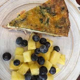 Cafe Baked Quiche Specialty Lunch
