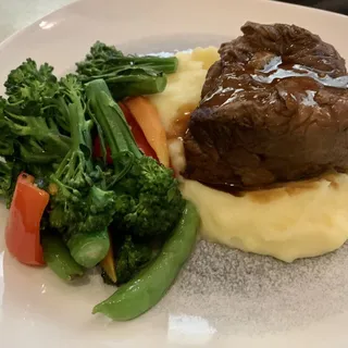 Braised Boneless Beef Short Ribs