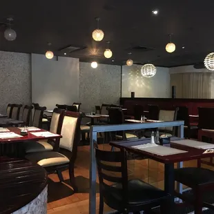 Simple, tasteful decor makes for a nice, casual atmosphere.