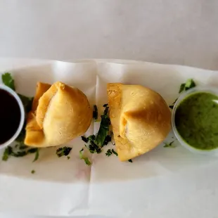 Samosa, dough is good!