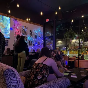 Beautiful, and on a Thursday night!