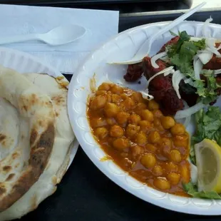 Half tandoori chicken and naan