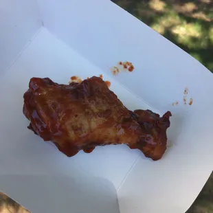 BBQ wing from blue cue