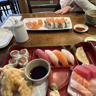 Su &amp; Sa bento lunch