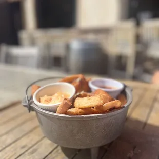 Kettle of Rings @ The Saddle Ranch