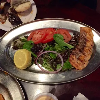 Grilled Salmon Salad