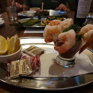 Regular Jumbo Shrimp Cocktail