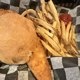 Fish sandwich