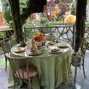 Garden table