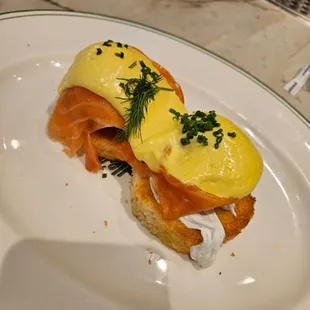 Salmon Benedict