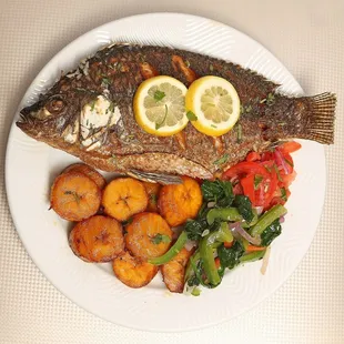 Fish (Samaki), plantain and spinach
