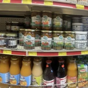 Condiments &amp; refreshments