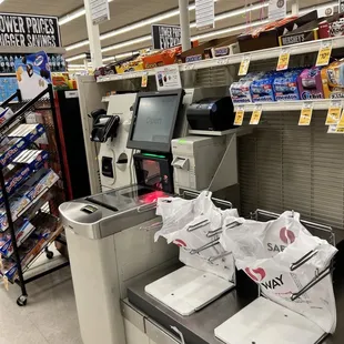 Self checkout