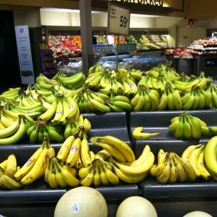 They always carry a good selection of bananas.