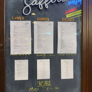 outdoor menu postings