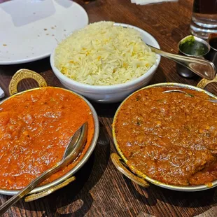 chicken vindaloo &amp; lamb kashmiri goshti