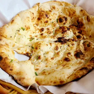 Garlic naan