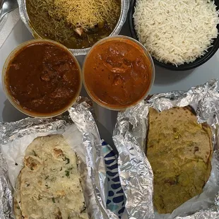 Samosa Chat, Garlic Naan, Vindaloo Curry spicy, Butter Chicken,  Aloo Paratha