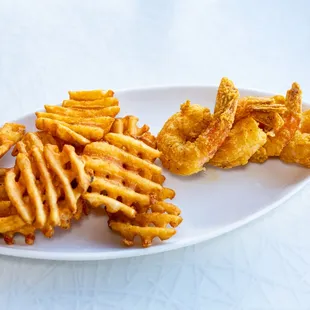 KIDS SHRIMP AND FRIES