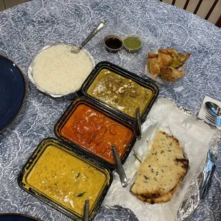 Vegetable Samosa, Cheese Garlic Naan, Lamb Shahi Korma, Butter(Makhni) Chicken, Shrimp Xacutti