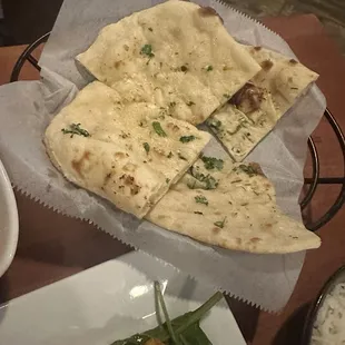 Garlic naan