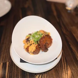 chicken wings and fried chicken, fried chicken wings, fried chicken, chicken, bbq wings, poultry, chicken wings, food, bbq chicken