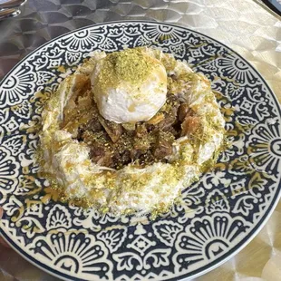 Crumble Baklava with ice cream