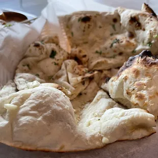 Garlic Naan ($5)
