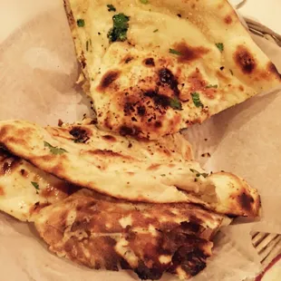 Garlic naan