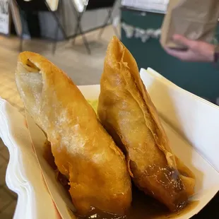 Veggie samosas