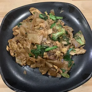 Pad Pad-See-Ewe (Chicken)