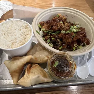 Gobi Manchurian and chicken samosas, yum!