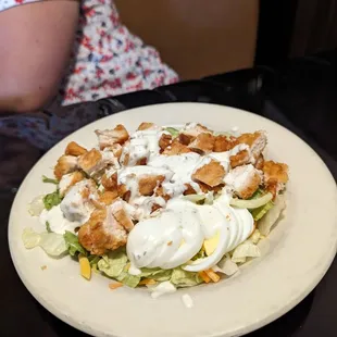 Crunchy chicken salad with ranch dressing.