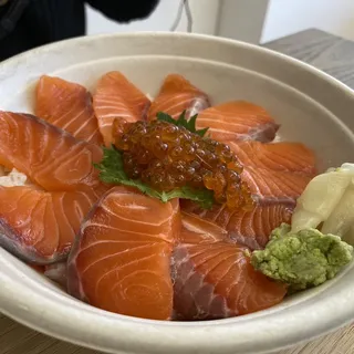 Salmon Ikura Don
