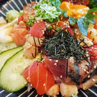 上漁師丼 - Fisherman's Bowl (lunch menu)