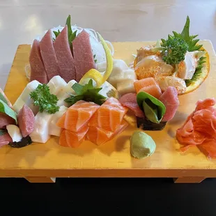 My selection of sashimi. High quality fish beautifully presented.