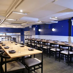 sushi and sashimi, interior