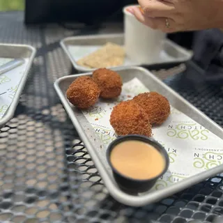 Fried Mac N Cheese
